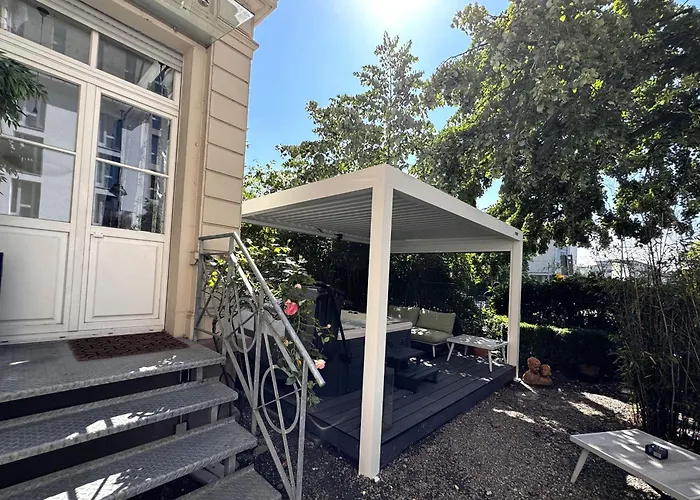 Historical Luxury Homes - Stadtvilla Mit Jacuzzi Und Garten