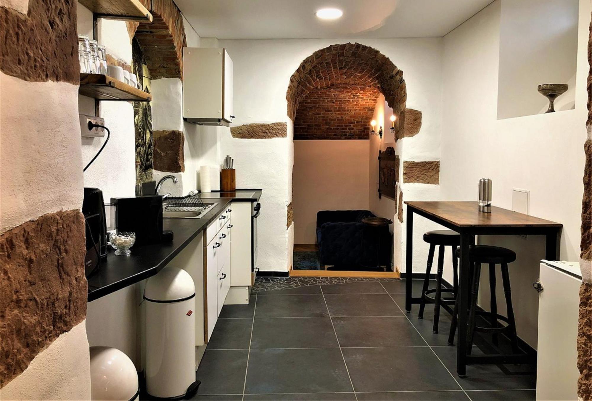 Hébergement de vacances Historical Luxury Homes - Stadtvilla Mit Jacuzzi Und Garten *