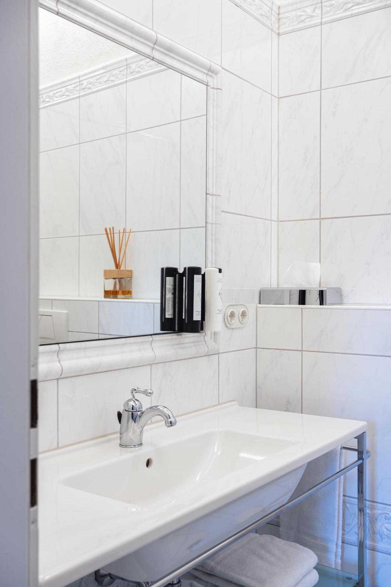 Historical Luxury Homes - Stadtvilla Mit Jacuzzi Und Garten *